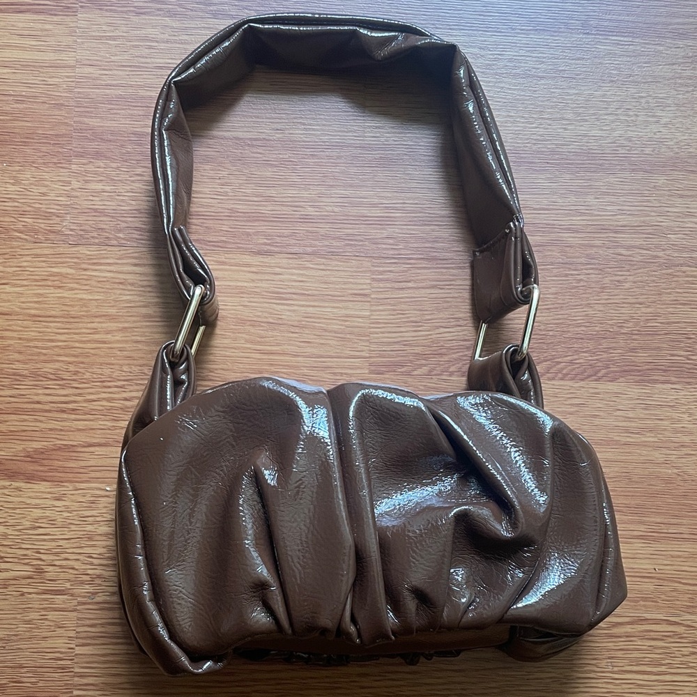Rich Brown Shoulder Bag with Slouchy Design